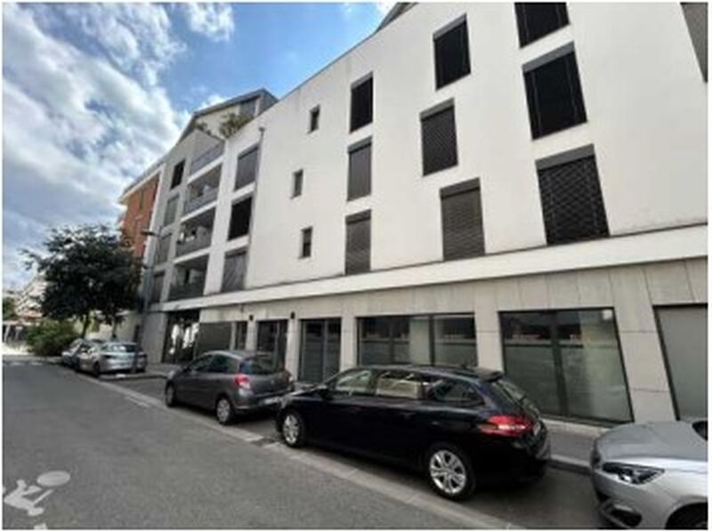 2 Bis Rue Pauline Kergomard, Lyon for lease Building Photo- Image 1 of 11