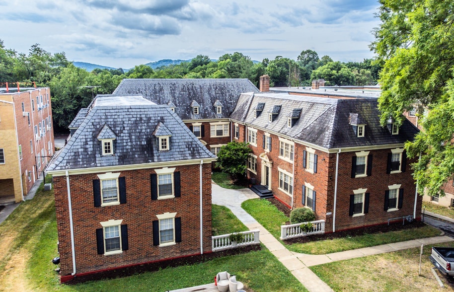 1712 Grandin Rd SW, Roanoke, VA for sale - Building Photo - Image 2 of 12