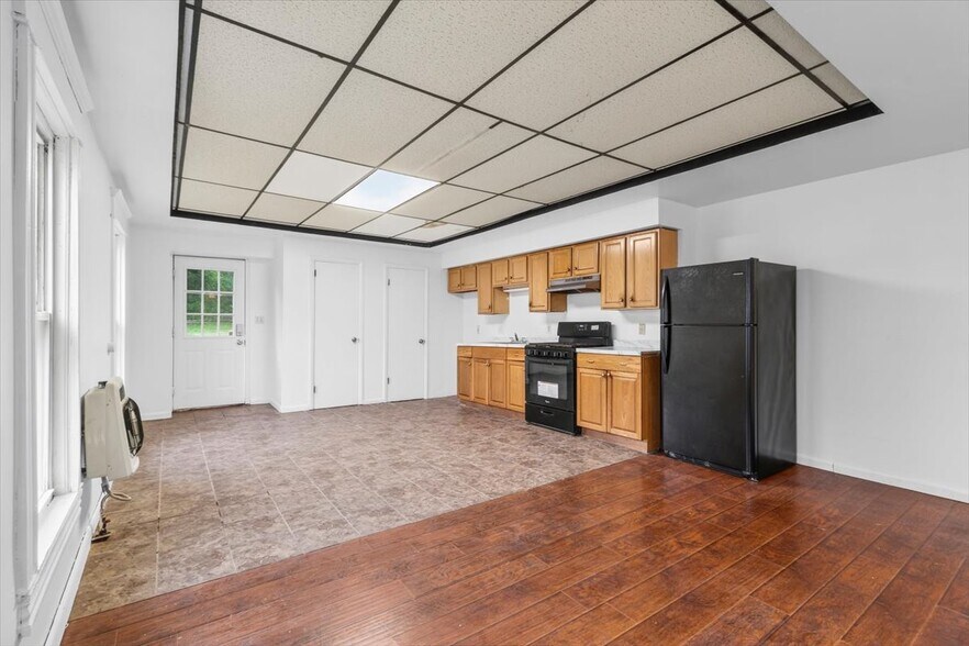 914 Madison Ave, Scranton, PA à vendre - Photo du bâtiment - Image 2 de 40
