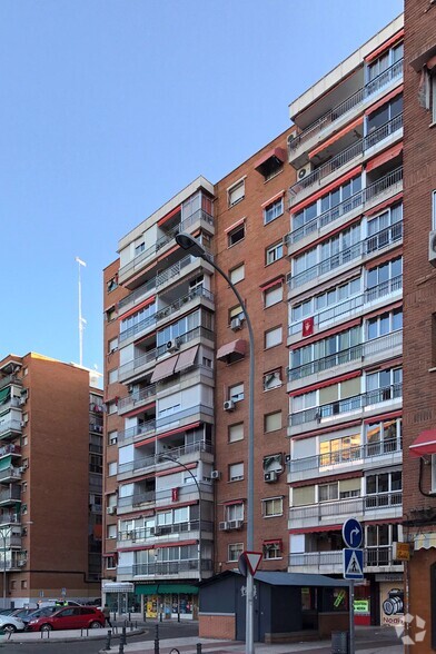 Calle Claudio Sánchez Albornoz S/N, Alcorcón, Madrid for lease - Building Photo - Image 2 of 2