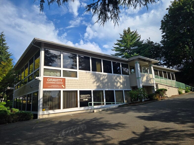1211 4th Ave E, Olympia, WA for lease - Building Photo - Image 2 of 8