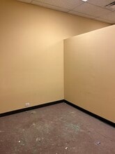 3605 Woodhead Dr, Northbrook, IL for lease Interior Photo- Image 2 of 3