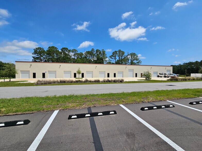 2680 Stratton Blvd, Saint Augustine, FL à louer - Photo du bâtiment - Image 2 de 9