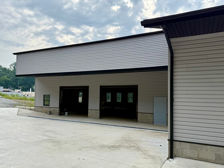 1430 High St, Pittsburgh, PA for lease - Building Photo - Image 1 of 7