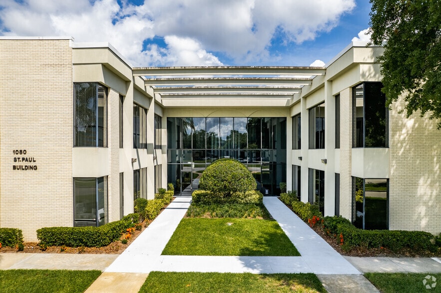 1080 Woodcock Rd, Orlando, FL à louer - Photo du bâtiment - Image 3 de 5