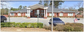 Learning Center in Prime Roswell Location - Services immobiliers commerciaux