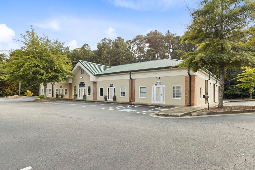 3980 Shallowford Rd, Marietta, GA for sale - Building Photo - Image 3 of 37