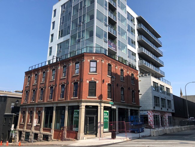 Plus de détails pour 5268 Sackville St, Halifax, NS - Commerce de détail à louer