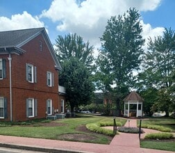 5046 Thoroughbred Ln, Brentwood, TN for lease Interior Photo- Image 2 of 3