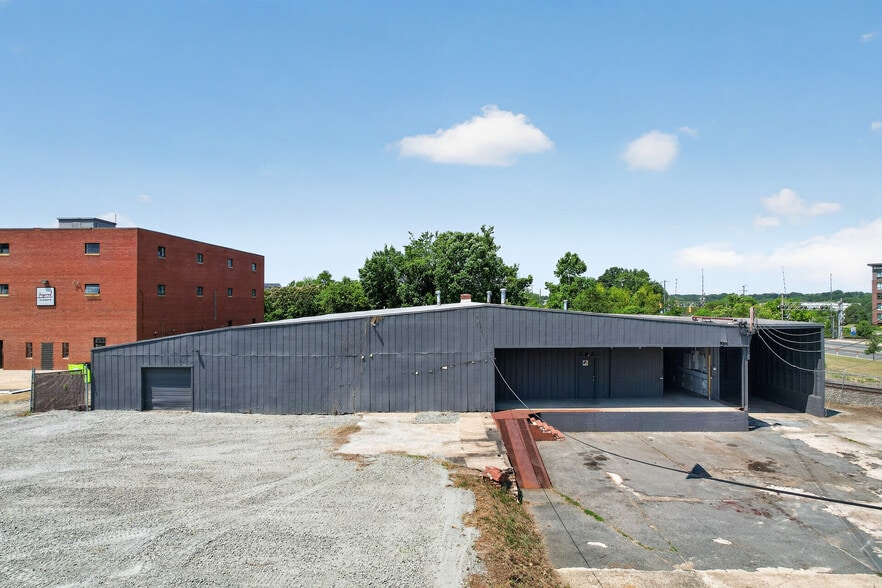 806 Ramseur St, Durham, NC for lease - Building Photo - Image 3 of 12