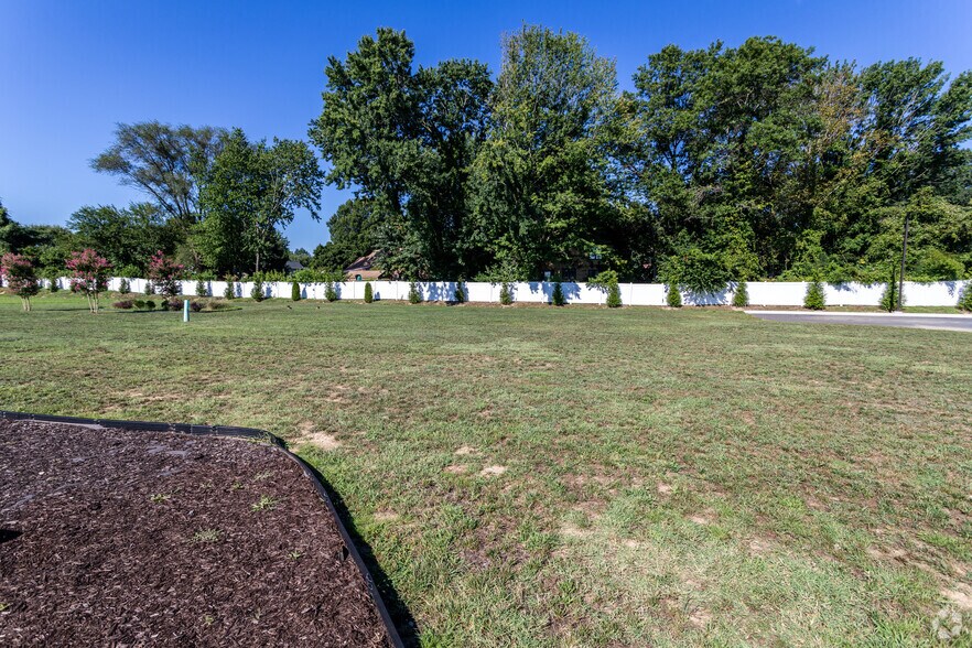 1128 Forrest Ave, Dover, DE à louer - Photo du bâtiment - Image 1 de 2