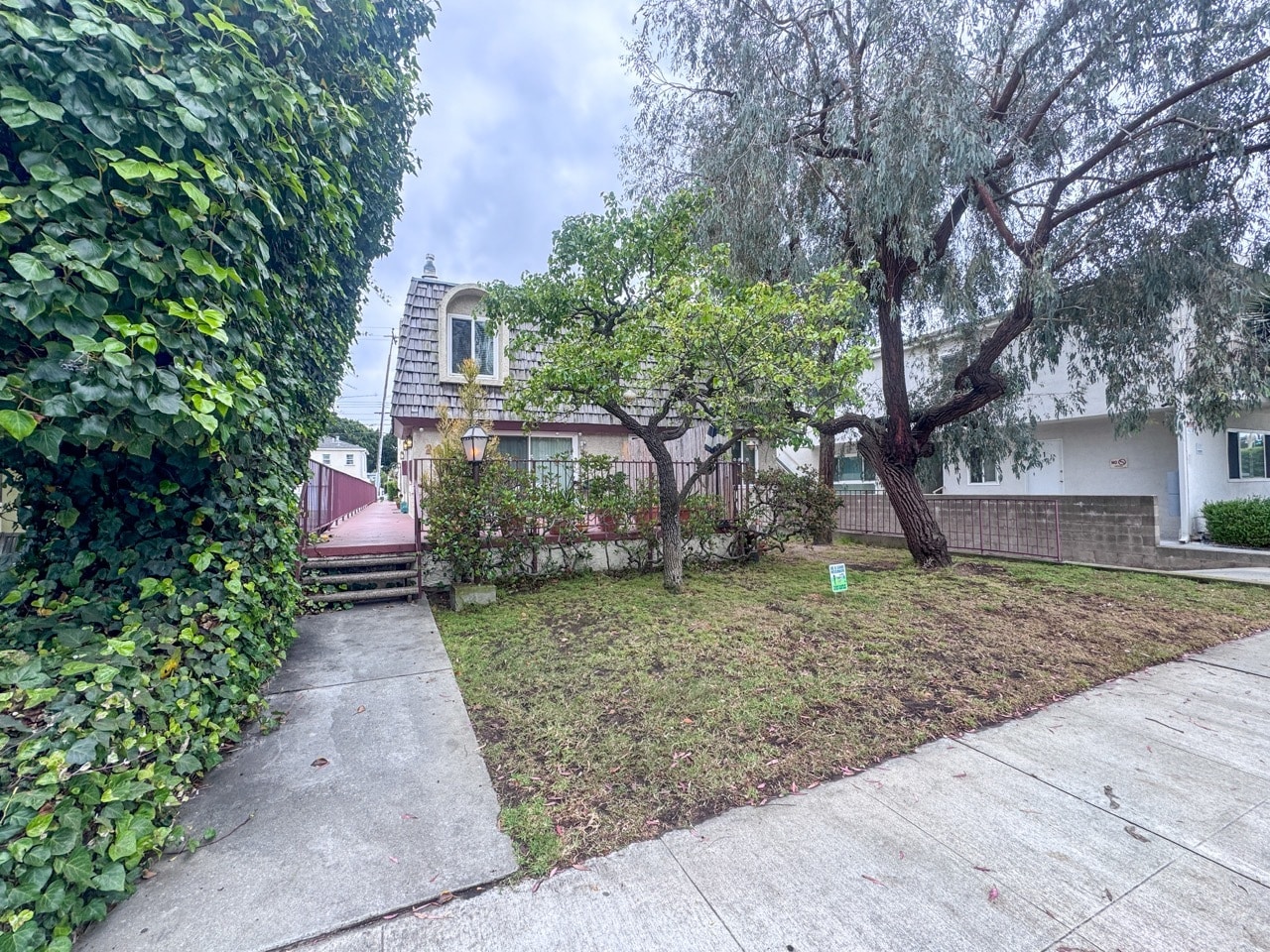 2410 Ocean Park Blvd, Santa Monica, CA for sale Building Photo- Image 1 of 8