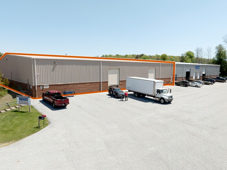 917 E Tolna Rd, New Freedom, PA à louer - Photo du bâtiment - Image 2 de 9