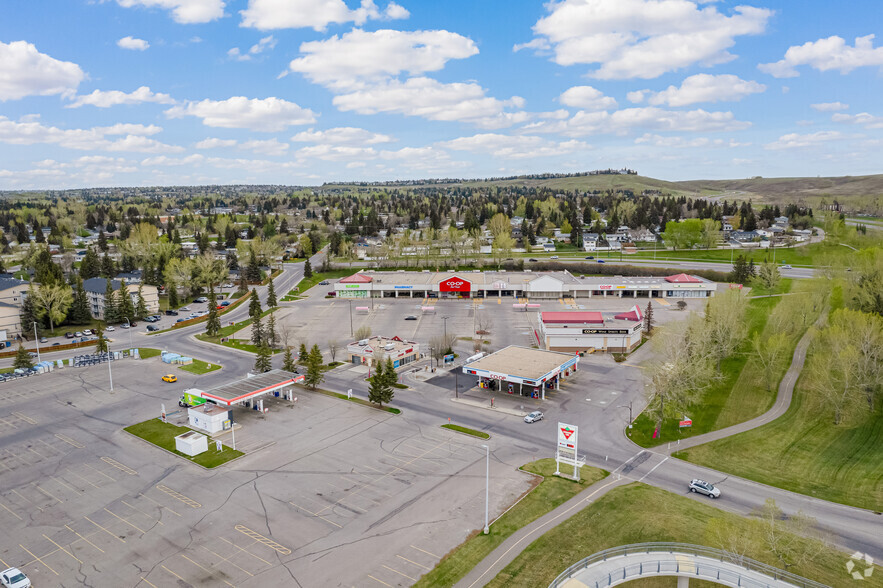 5505 Shaganappi Trl NW, Calgary, AB for lease - Aerial - Image 2 of 7