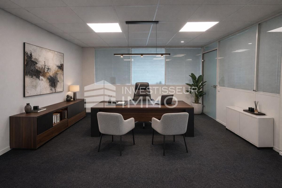 Office in Champigny Sur Marne for lease Interior Photo- Image 1 of 7