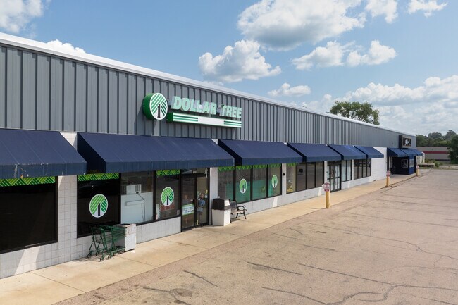 More details for 1801 S West Ave, Freeport, IL - Retail for Lease