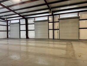 6596 Columbia Park Dr, Jacksonville, FL for lease Interior Photo- Image 2 of 6