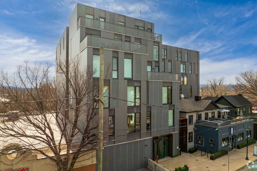 600 W Main St, Charlottesville, VA for lease - Primary Photo - Image 1 of 40