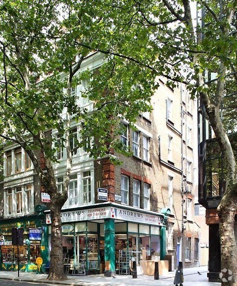 38 Grays Inn Rd, Londres à vendre - Photo du bâtiment - Image 3 de 8