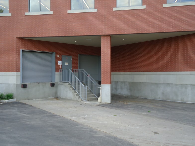 100 Crowley Dr, Marlborough, MA for lease - Building Photo - Image 1 of 4