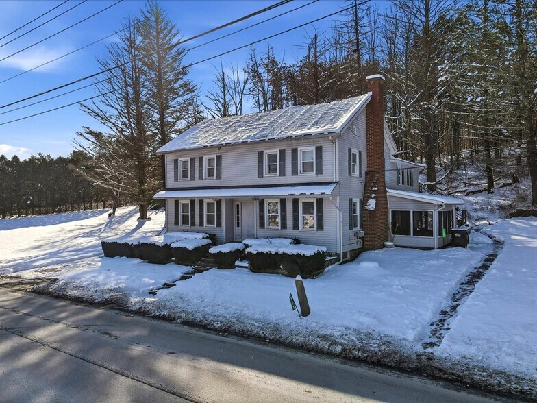 306 Merwinsburg Rd, Effort, PA à vendre - Photo du bâtiment - Image 3 de 87