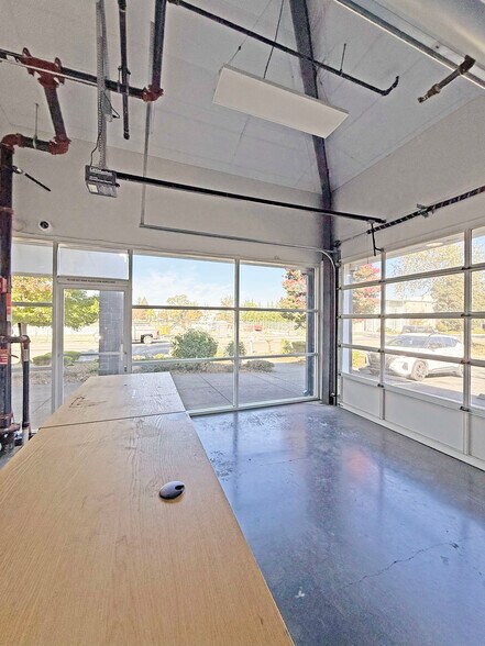 800 American Way, Windsor, CA à vendre - Photo intérieure - Image 2 de 30