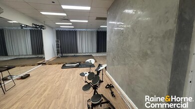 50 Memorial Ave, Liverpool à louer Photo intérieure- Image 2 de 3