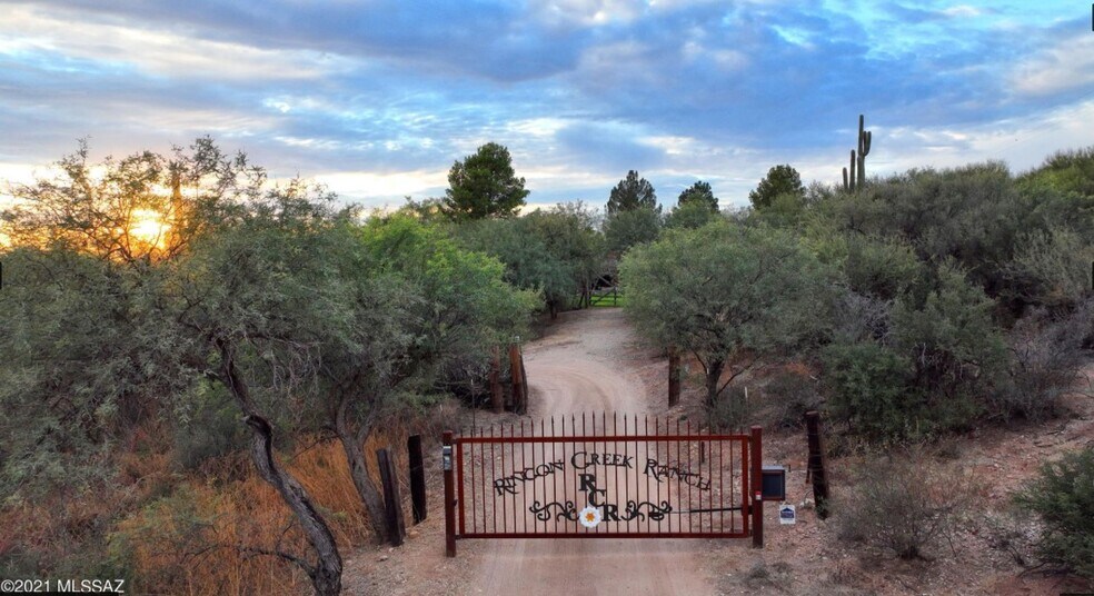 14545 E Rincon Creek Ranch Rd, Tucson, AZ à vendre - Photo du bâtiment - Image 3 de 50