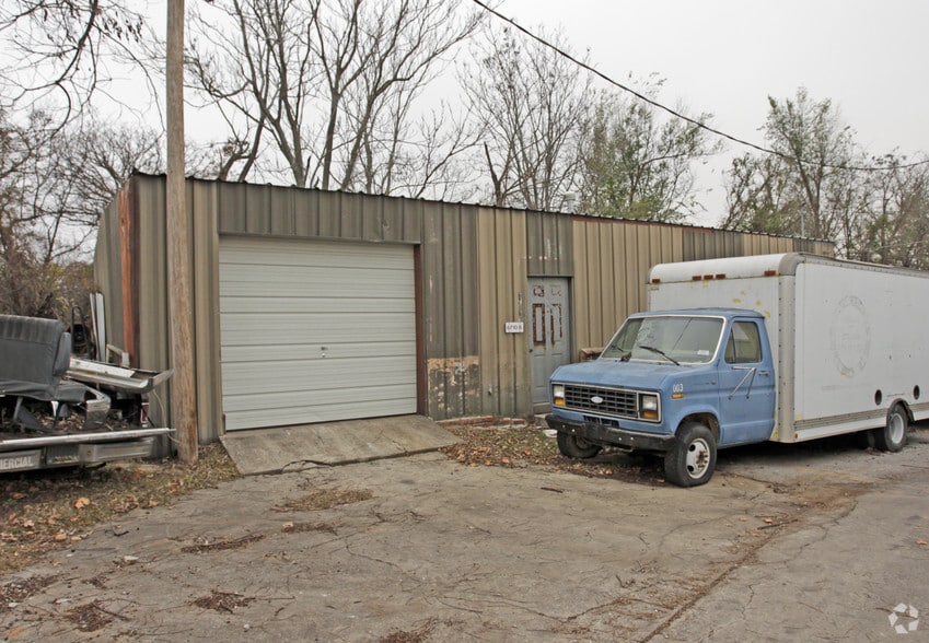 6710 NW 10th St, Oklahoma City, OK for sale - Building Photo - Image 2 of 2