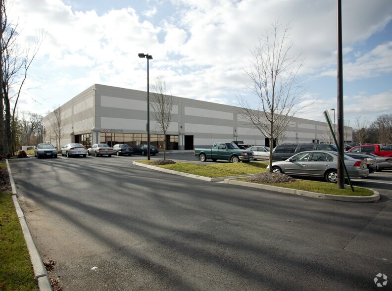 10404 Lakeridge Pky, Ashland, VA à louer - Photo du bâtiment - Image 3 de 5