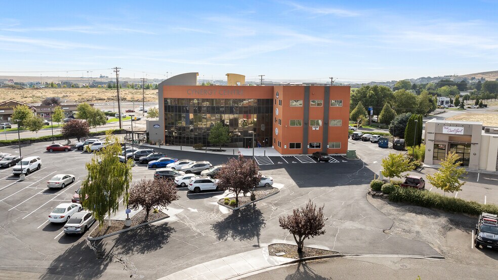 4309 W 27th Pl, Kennewick, WA à louer - Photo du bâtiment - Image 2 de 13