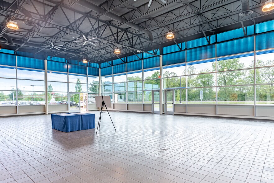 1425 Mount Vernon Rd, Newark, OH à louer - Photo intérieure - Image 2 de 18