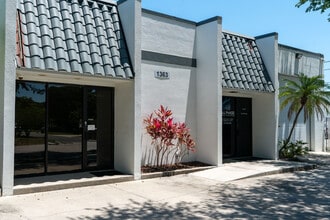 1363 22nd St N, Saint Petersburg, FL for lease Interior Photo- Image 2 of 7
