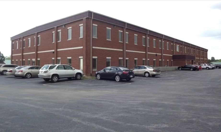 653 Chamberlin Ave, Frankfort, KY for sale - Building Photo - Image 3 of 25