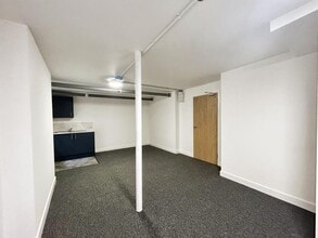 Rowbottom Sq, Wigan à louer Photo intérieure- Image 2 de 7