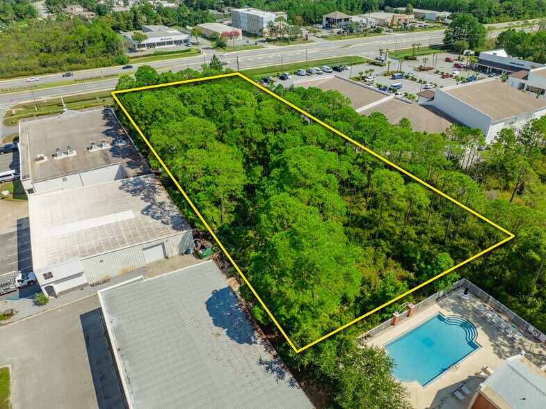 1.3 Acres Emerald Coast Pkwy, Miramar Beach, FL for sale - Primary Photo - Image 1 of 4