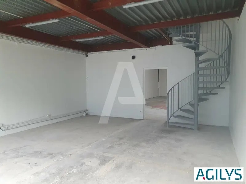 499 Rue Marcel Paul, Champigny-sur-Marne for lease Interior Photo- Image 1 of 7