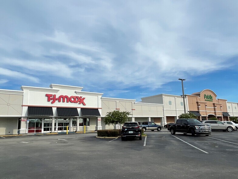 5031-5417 US Highway 19, New Port Richey, FL à louer - Photo du bâtiment - Image 2 de 18