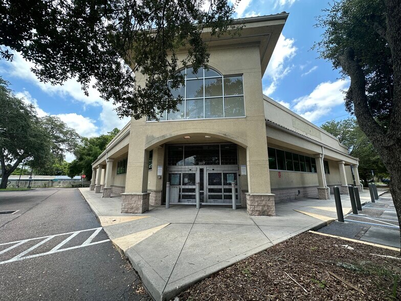 3917 N Nebraska Ave, Tampa, FL à vendre - Photo du bâtiment - Image 3 de 15