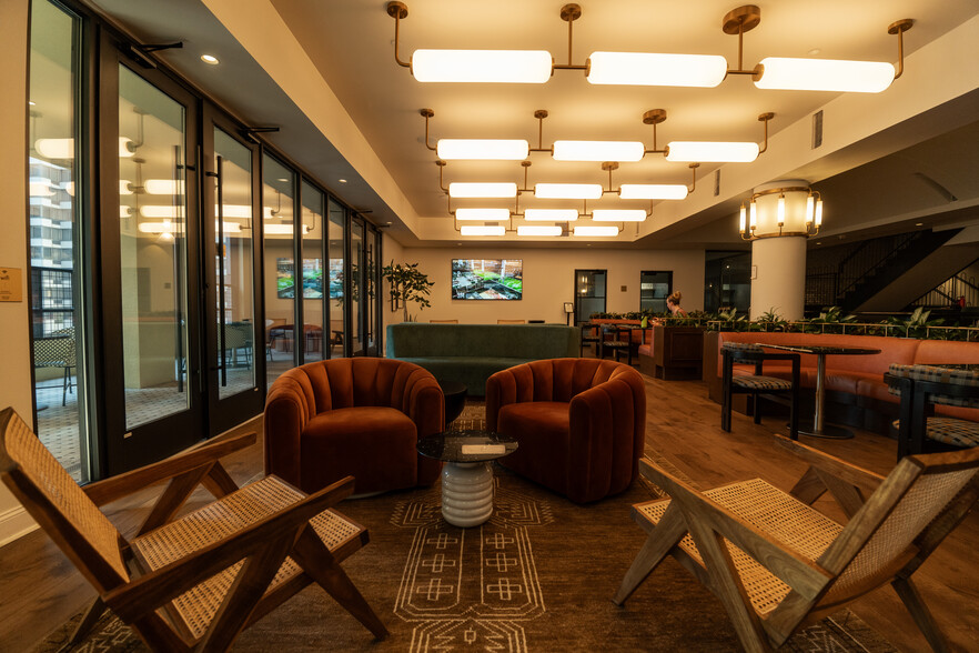 200 S Broad St, Philadelphia, PA for lease - Building Photo - Image 3 of 18