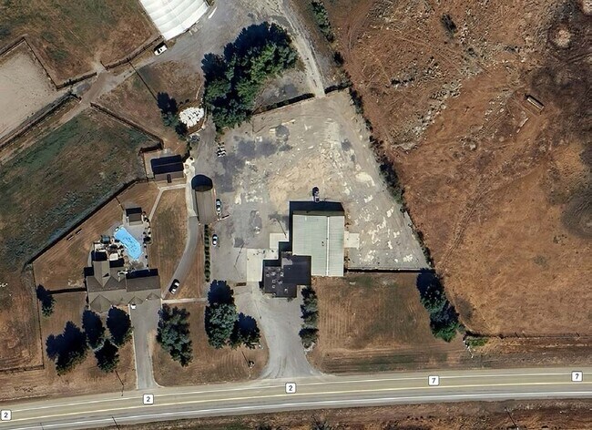 More details for 6839 County 2 rd, Napanee, ON - Industrial for Lease