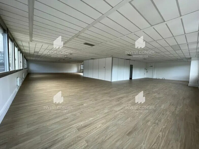 27-41 Boulevard Louise Michel, Gennevilliers for lease - Interior Photo - Image 3 of 9