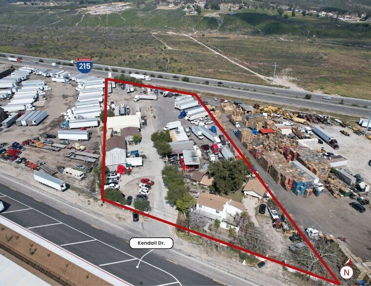 19438 Kendall Dr, San Bernardino, CA à vendre - Photo du bâtiment - Image 3 de 33