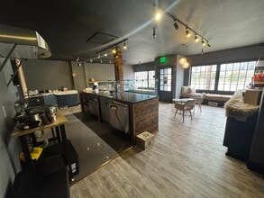 23-35 Tokeneke Rd, Darien, CT à louer Photo intérieure- Image 2 de 16