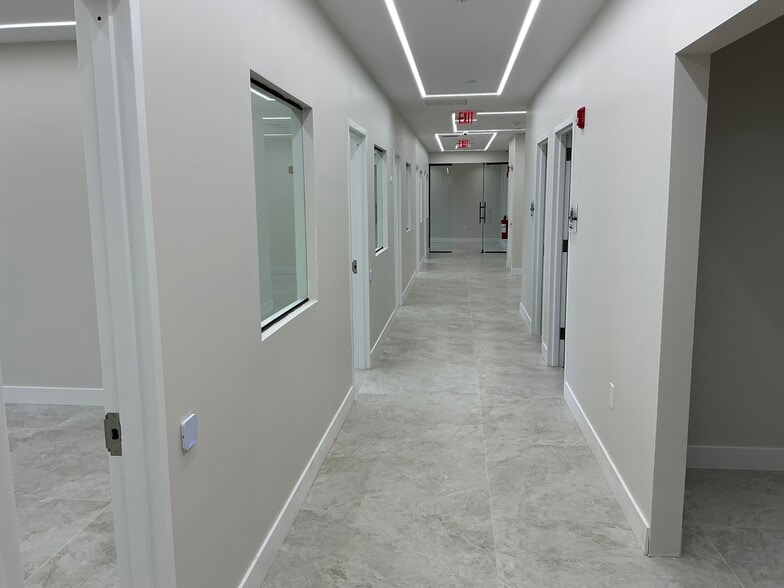 2139 US-9, Toms River, NJ for lease - Building Photo - Image 2 of 12