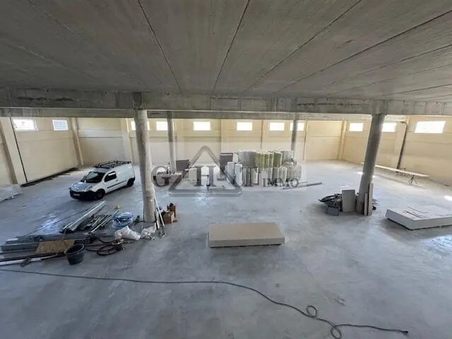 Industriel dans Neuilly-sur-Marne à louer - Photo de construction - Image 1 de 1