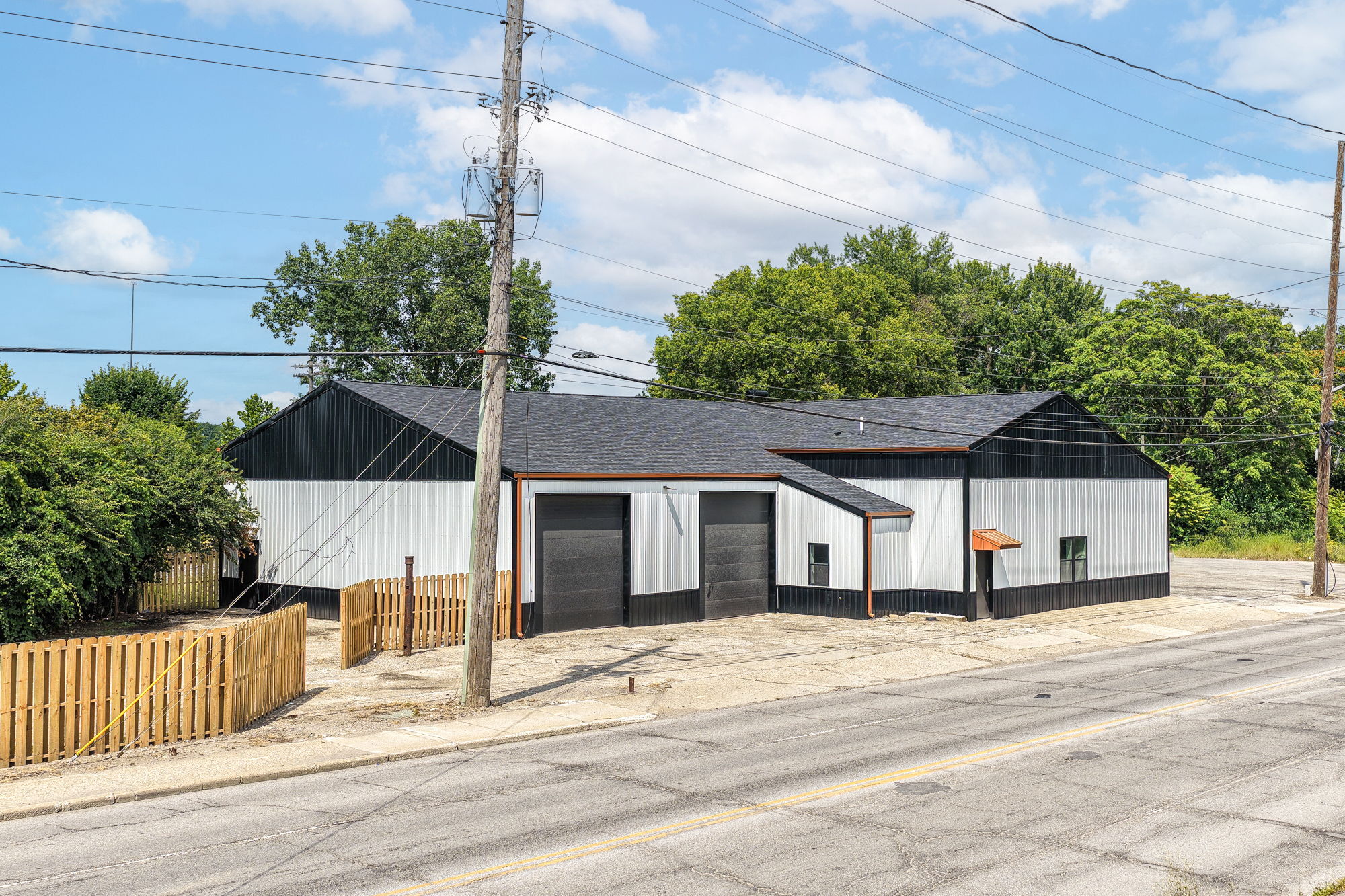 3910 E 21st St, Indianapolis, IN for sale Building Photo- Image 1 of 31