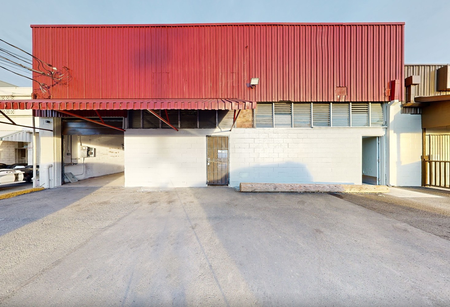 502 Waiakamilo Rd, Honolulu, HI for lease Primary Photo- Image 1 of 3