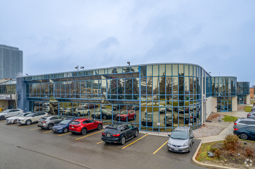 350 Creditstone Rd, Vaughan, ON à louer - Photo du bâtiment - Image 1 de 3