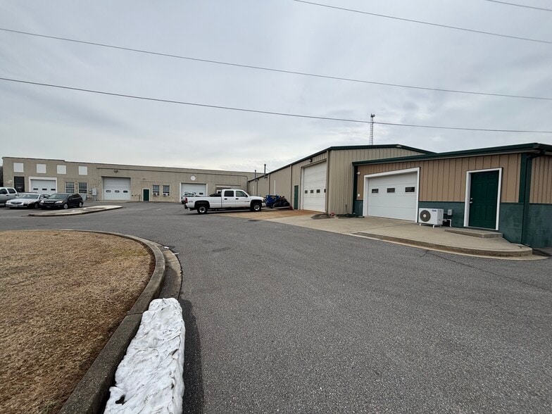 24848 Meeting House Rd, Denton, MD for sale - Building Photo - Image 2 of 6
